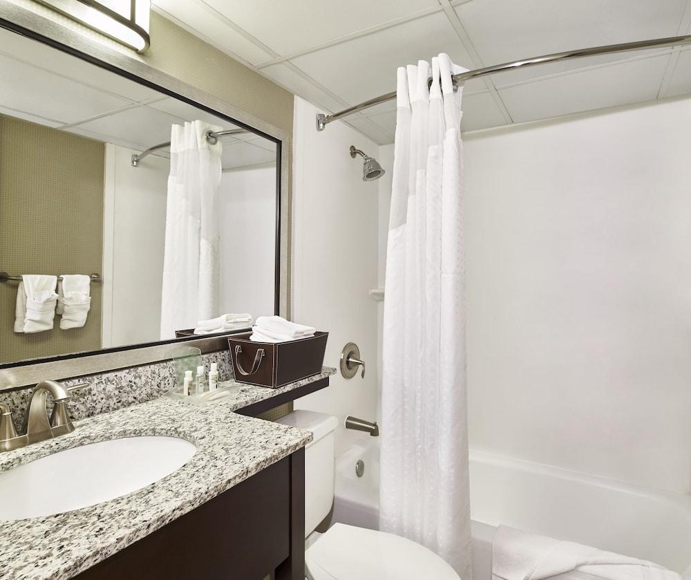 Holiday Inn Alexandria At Carlyle By Ihg מראה חיצוני תמונה