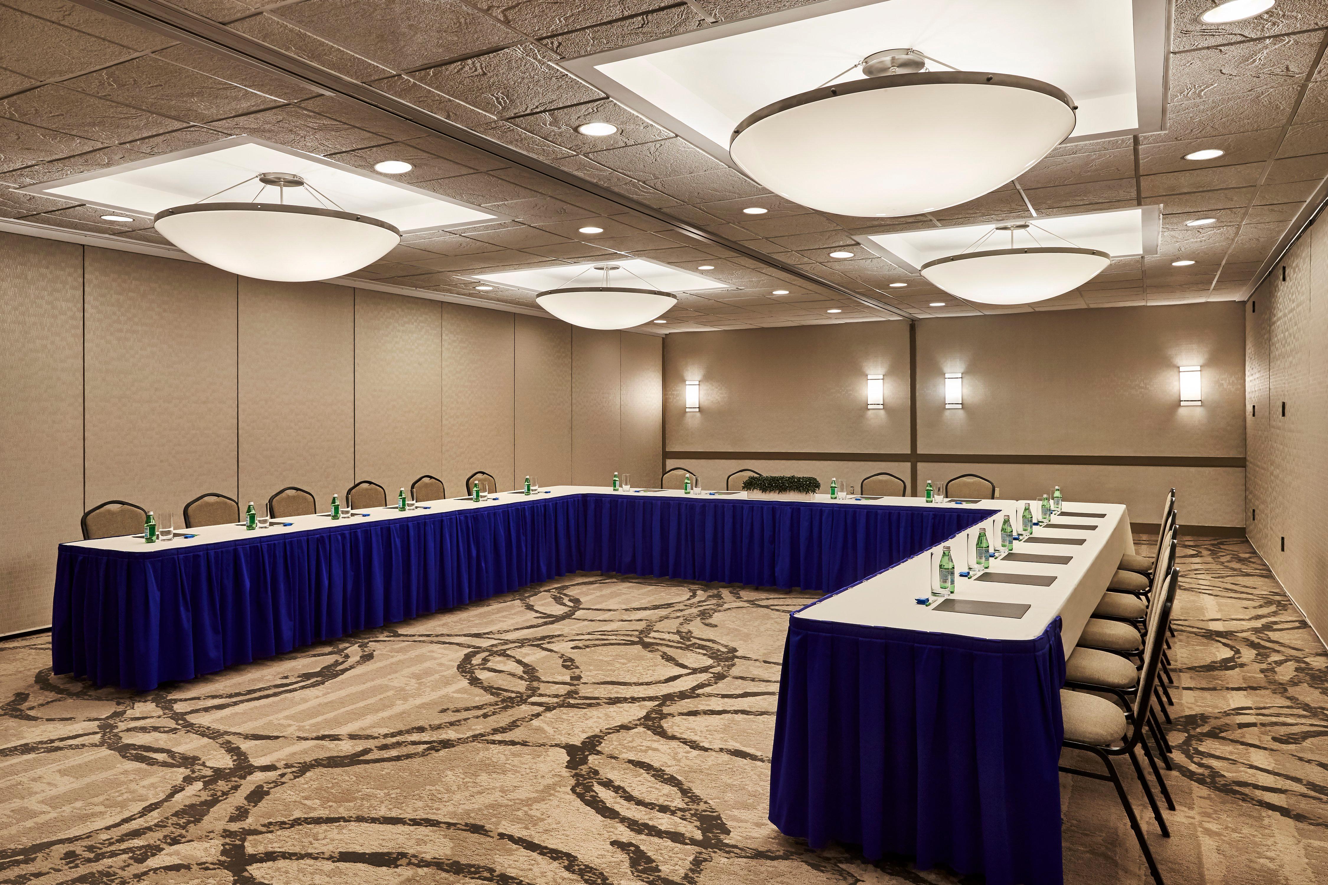 Holiday Inn Alexandria At Carlyle By Ihg מראה חיצוני תמונה