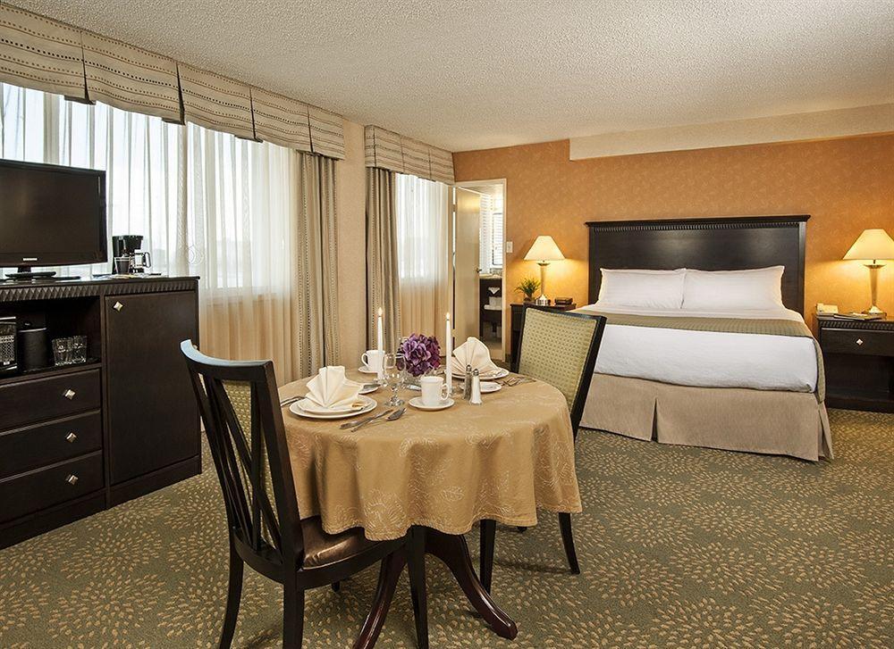 Holiday Inn Alexandria At Carlyle By Ihg מראה חיצוני תמונה